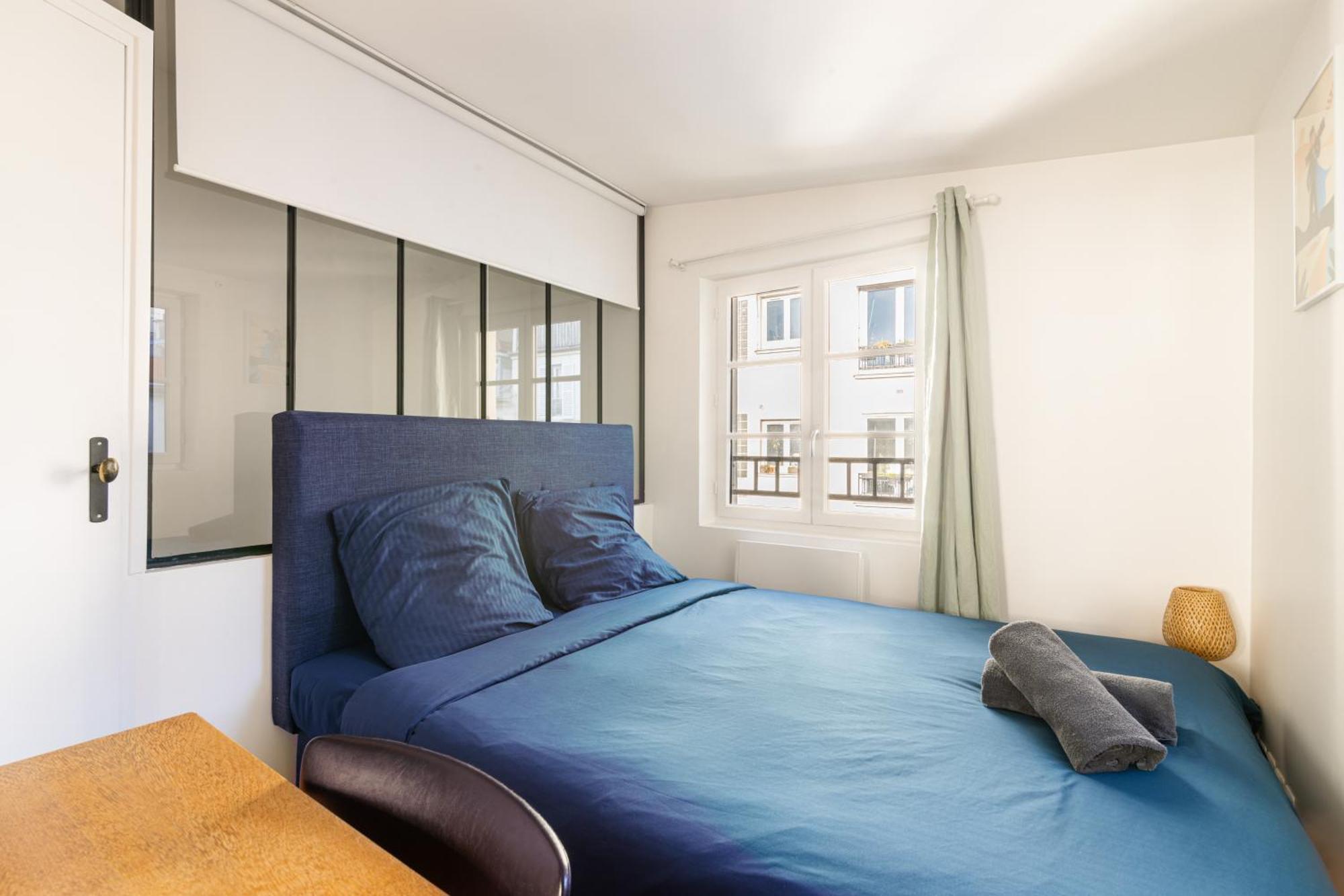 Luxurious 2 Bedroom Canal Saint Martin Saint Lazare París Exterior foto