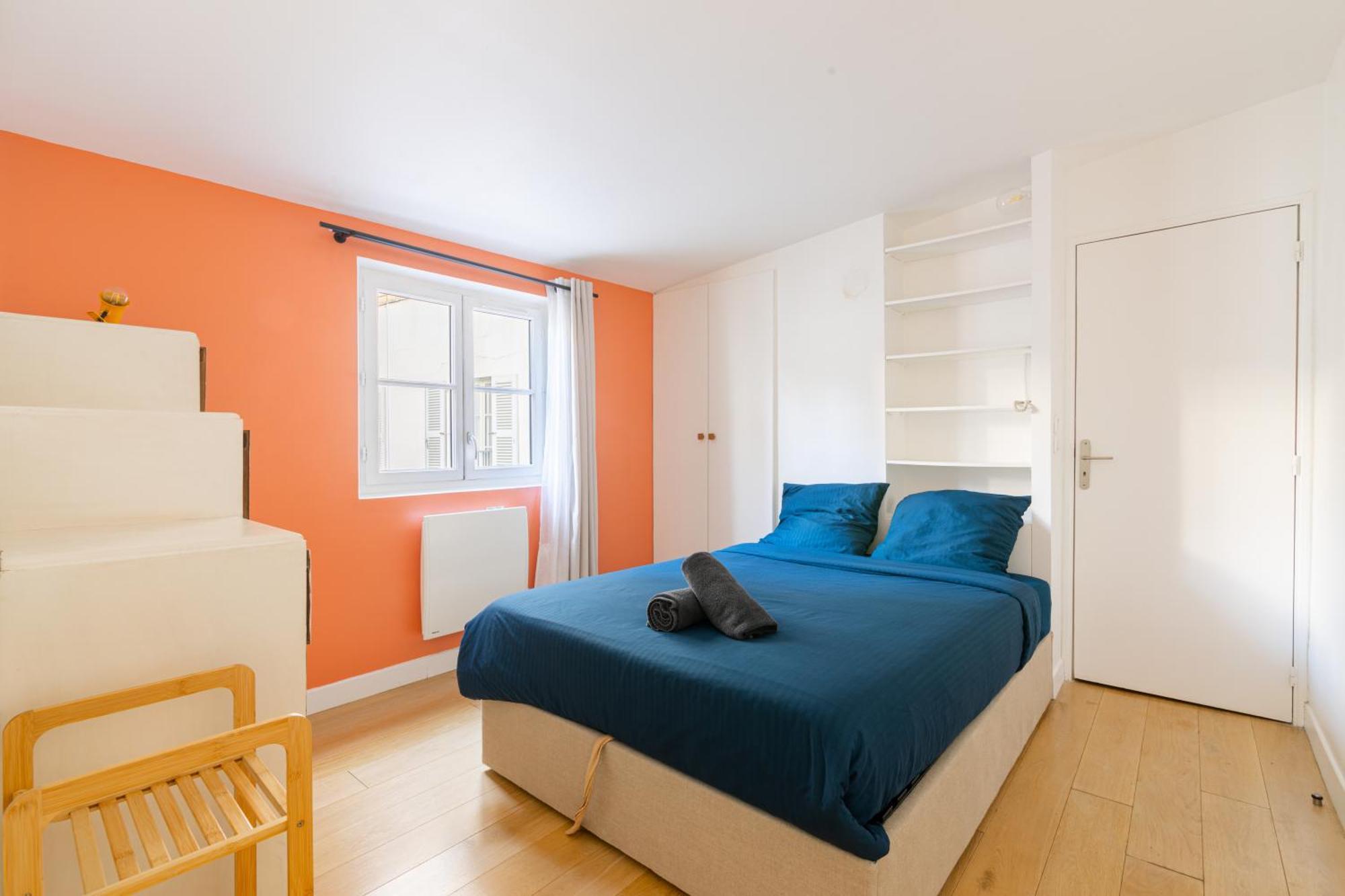 Luxurious 2 Bedroom Canal Saint Martin Saint Lazare París Exterior foto